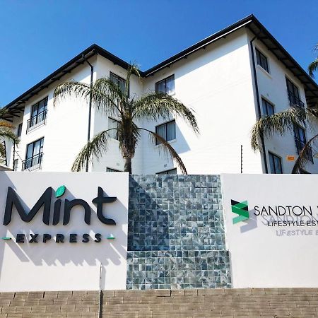 Mint Express Sandton View Johannesburg Exterior photo